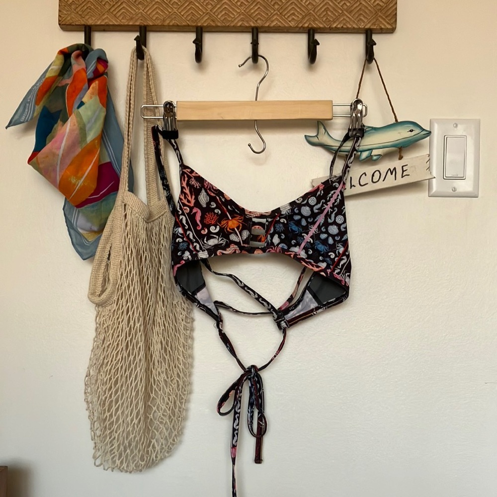 Jolyn top with sea creature pattern